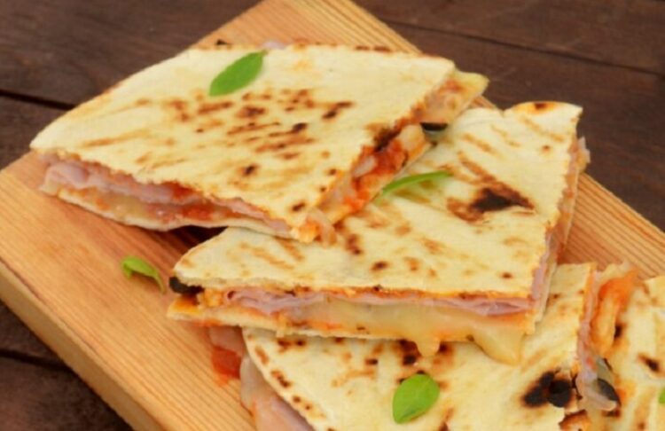 Quesadilla de Pizza