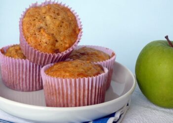 Muffins de Maçã e Cenoura