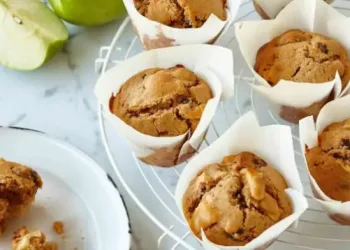 Muffins de Maçã e Iogurte