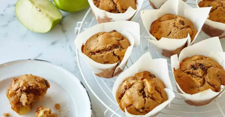 Muffins de Maçã e Iogurte