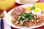 Salada de Feijão Frade com Atum Salada de feijão frade com atum