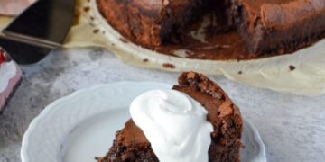 Bolo Mousse de Chocolate e Laranja