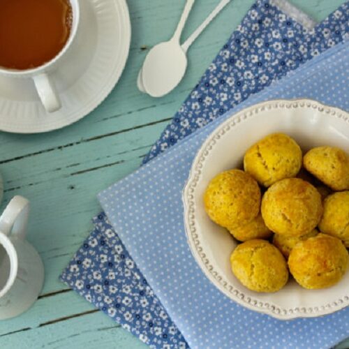 Biscoitos de abóbora e laranja