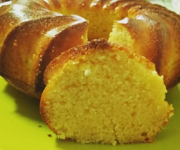 Bolo De Iogurte Húmido E Fofo - Colher De Pau