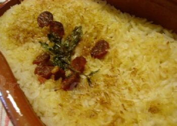 Arroz de forno tradicional