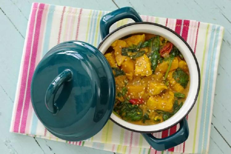 Caril de Frango com Espinafres