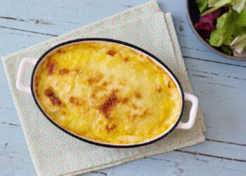 Pescada Gratinada com cenoura e queijo