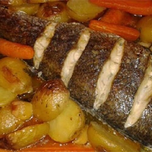 Corvina Assada no forno com Batatas