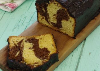 Bolo de Chocolate e Manteiga de Amendoim