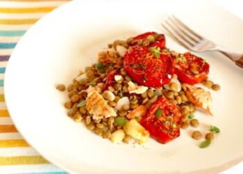 Salada de Lentilhas com Salmão e Tomate