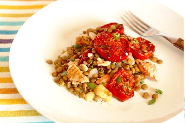 Salada de Lentilhas com Salmão e Tomate