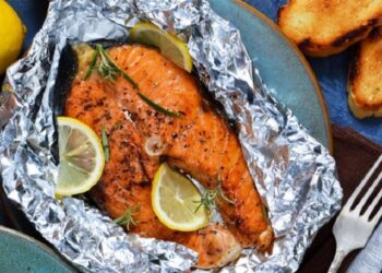 Salmão no Forno em Papelote