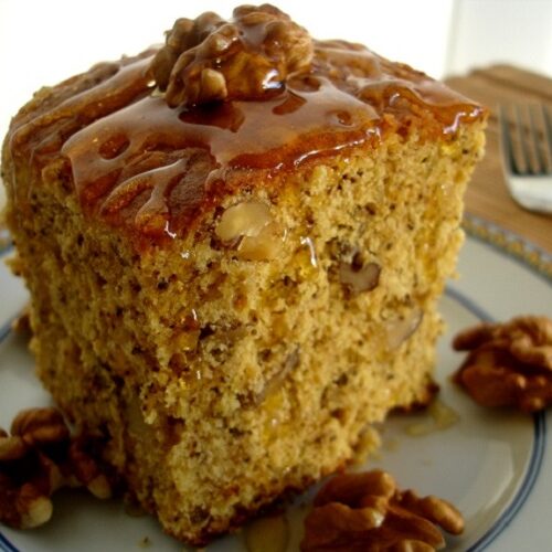 Bolo de Noz com Canela e Vinho do Porto