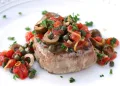 Bife de Atum com Tomate e Azeitonas