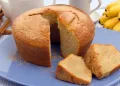 Bolo de banana e iogurte