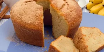 Bolo de banana e iogurte