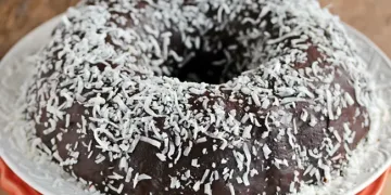 Bolo de Chocolate e Coco