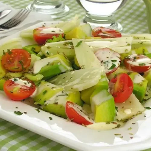 Salada de Abacate e Tomate